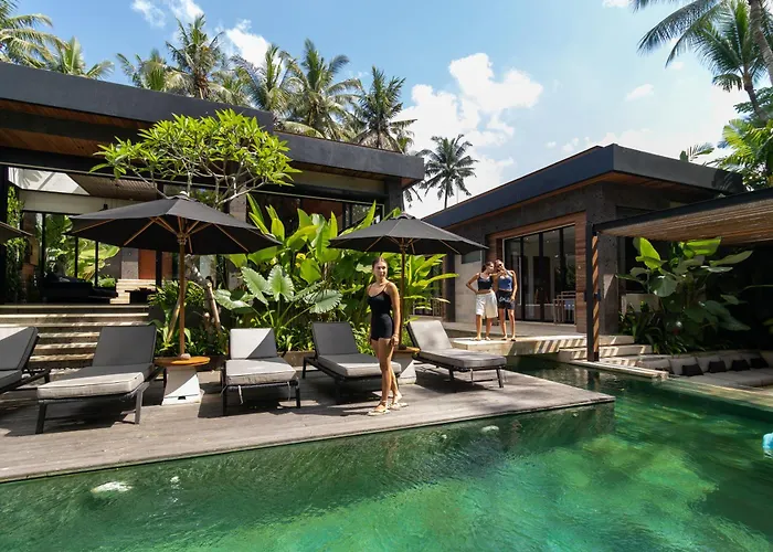 Villa Hayati By Balisuperhost